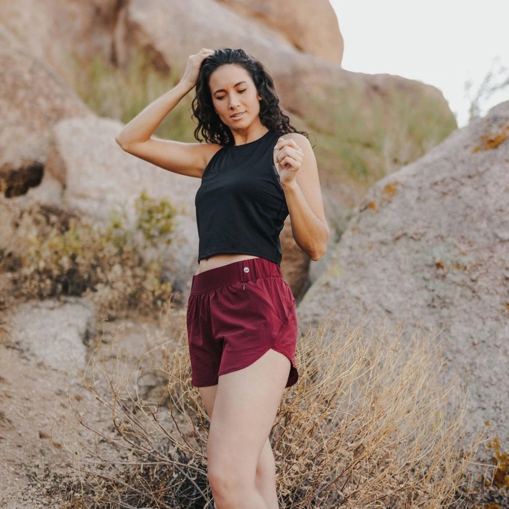 Swift shorts, bronze color, XS, Senita Athletics